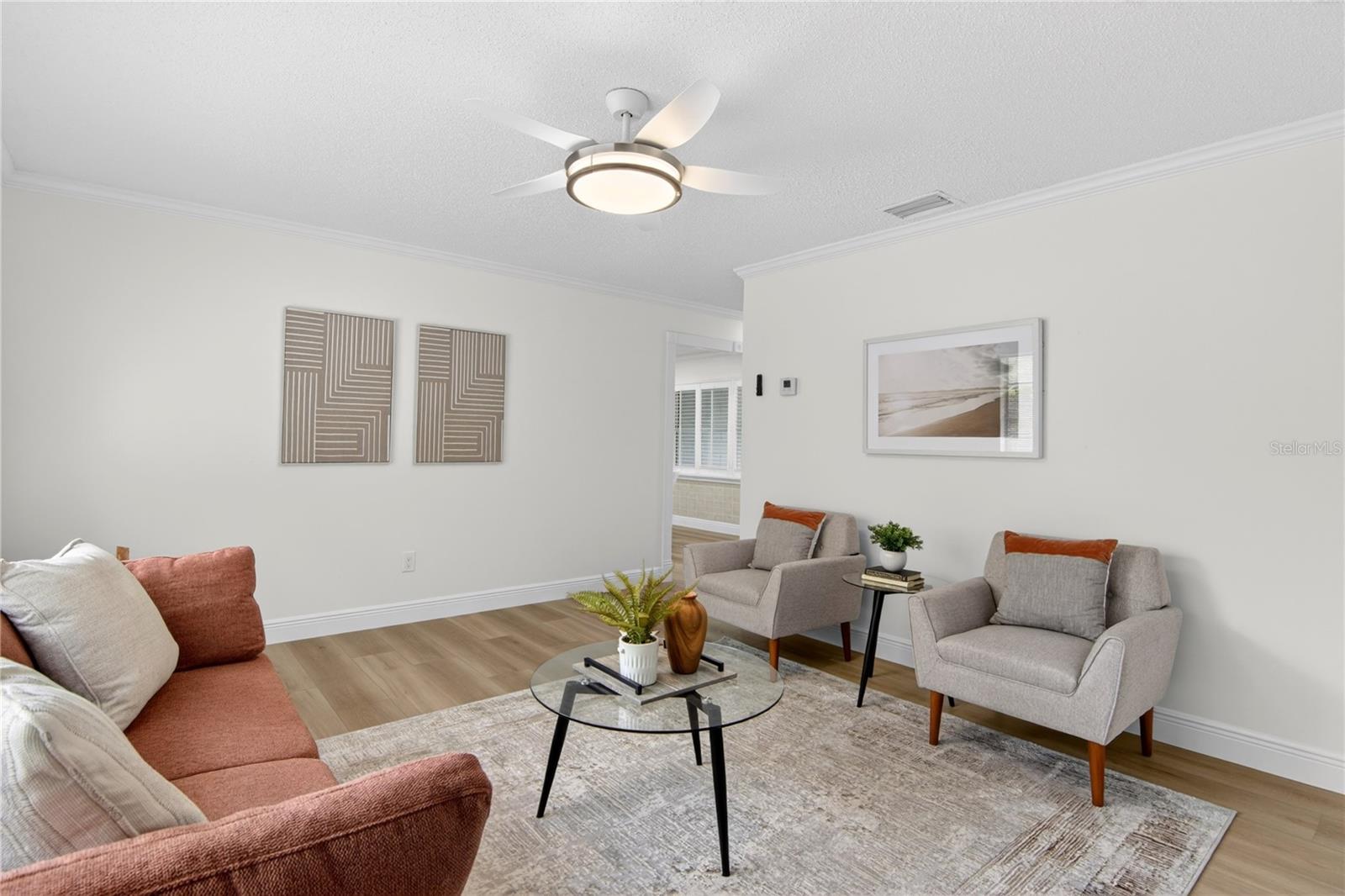 Image 11 of 43 For 344 Banyan Drive