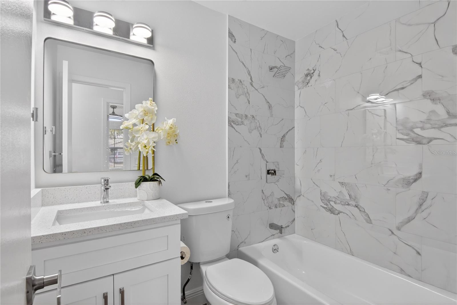 Image 23 of 43 For 344 Banyan Drive