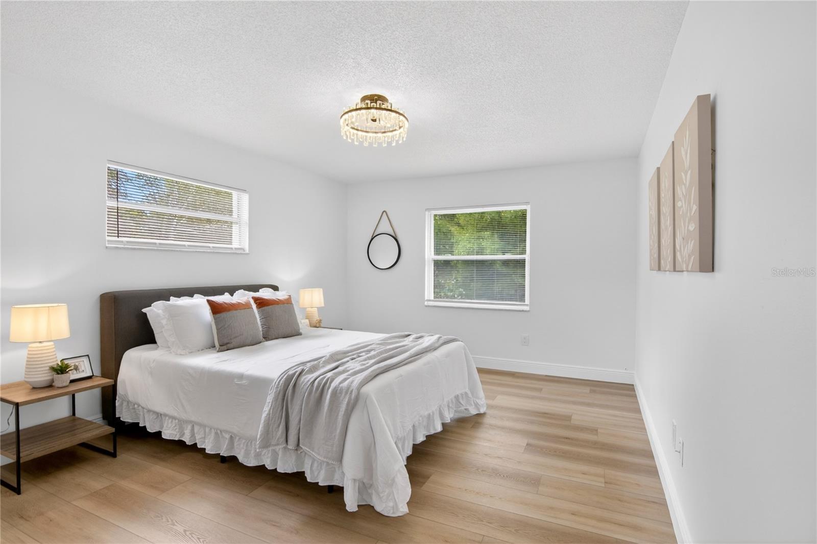 Image 26 of 43 For 344 Banyan Drive