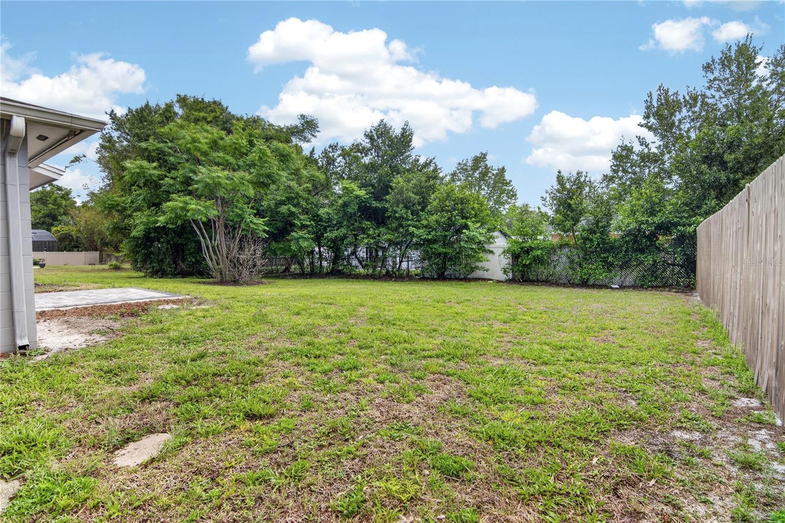 Image 40 of 43 For 344 Banyan Drive