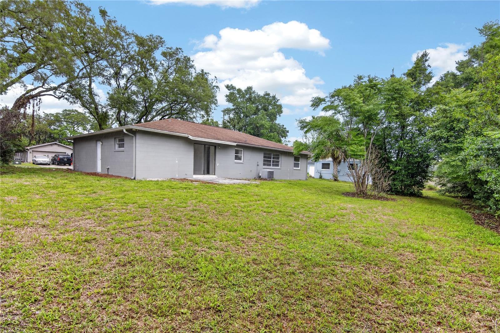 Image 42 of 43 For 344 Banyan Drive