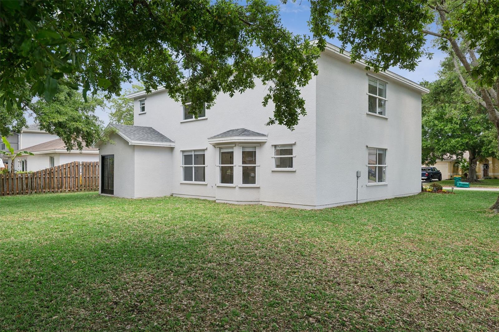 Listing photo id 39 for 7006 Blackberry Ct