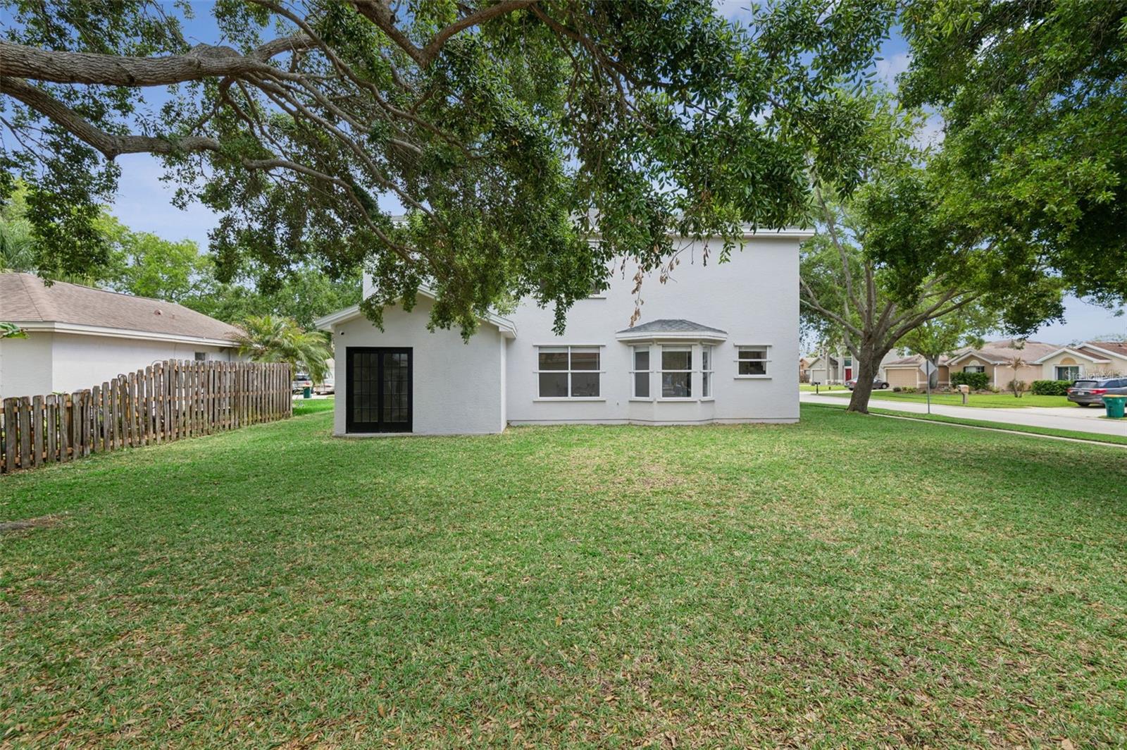 Listing photo id 40 for 7006 Blackberry Ct