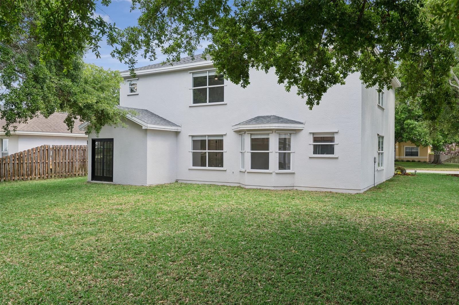 Listing photo id 44 for 7006 Blackberry Ct