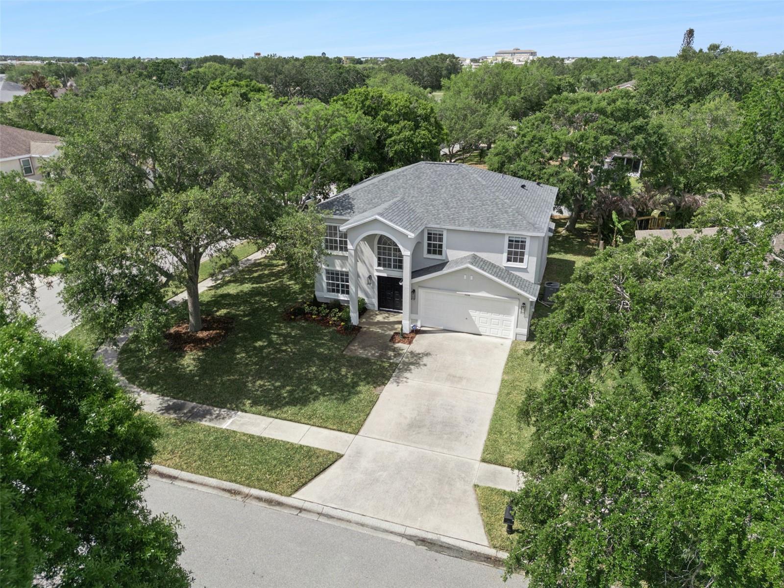 Listing photo id 47 for 7006 Blackberry Ct