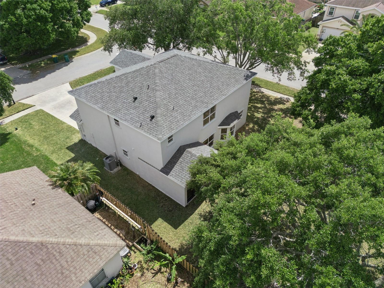 Listing photo id 50 for 7006 Blackberry Ct