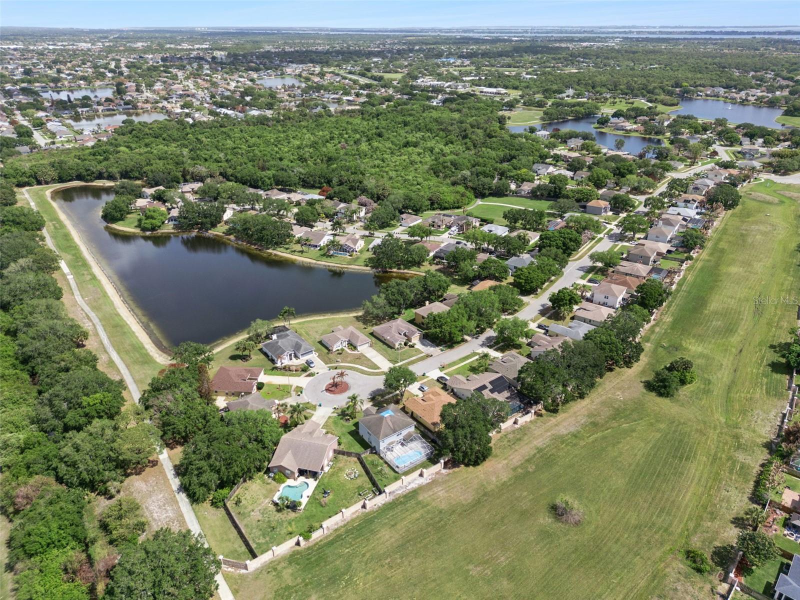 Listing photo id 54 for 7006 Blackberry Ct