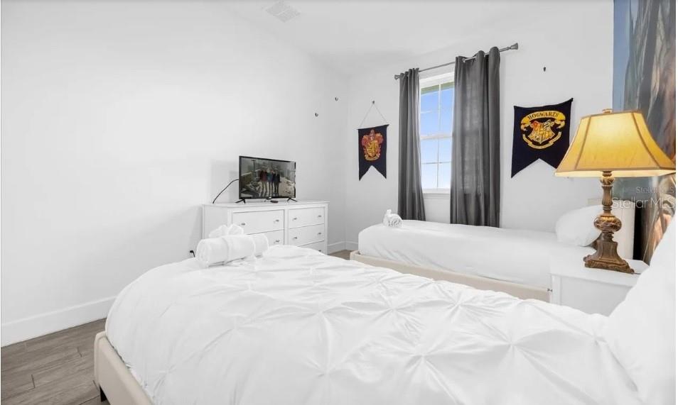 Image 14 of 42 For 450 Captiva Drive