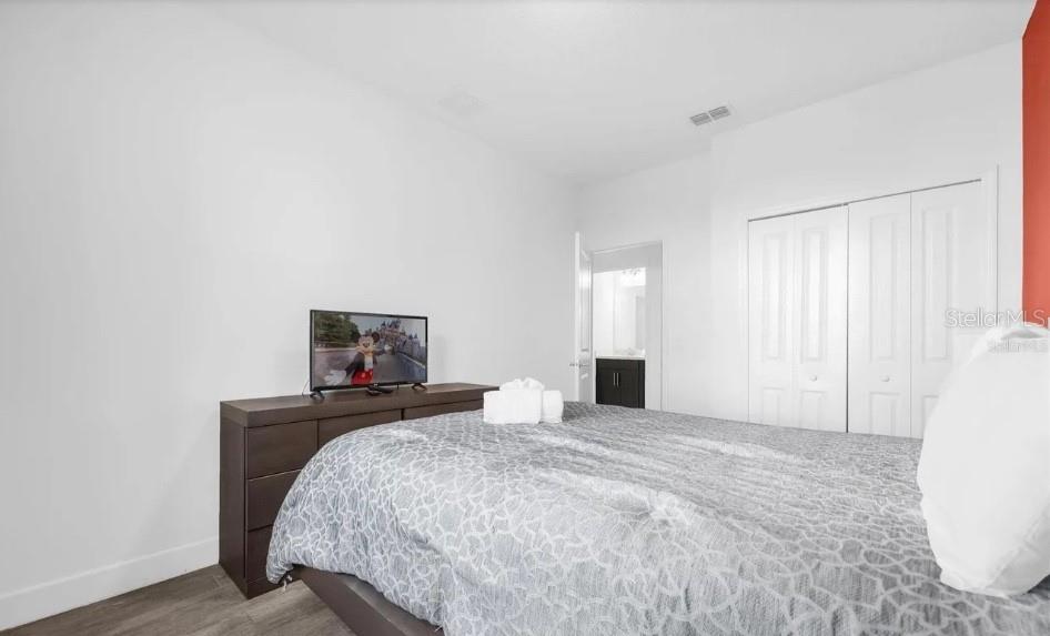 Image 15 of 42 For 450 Captiva Drive