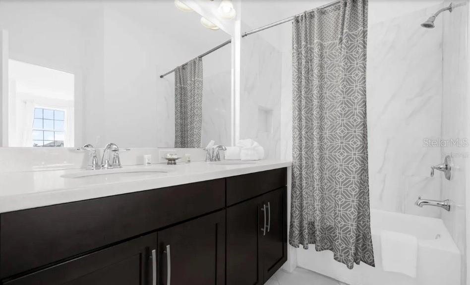 Image 27 of 42 For 450 Captiva Drive