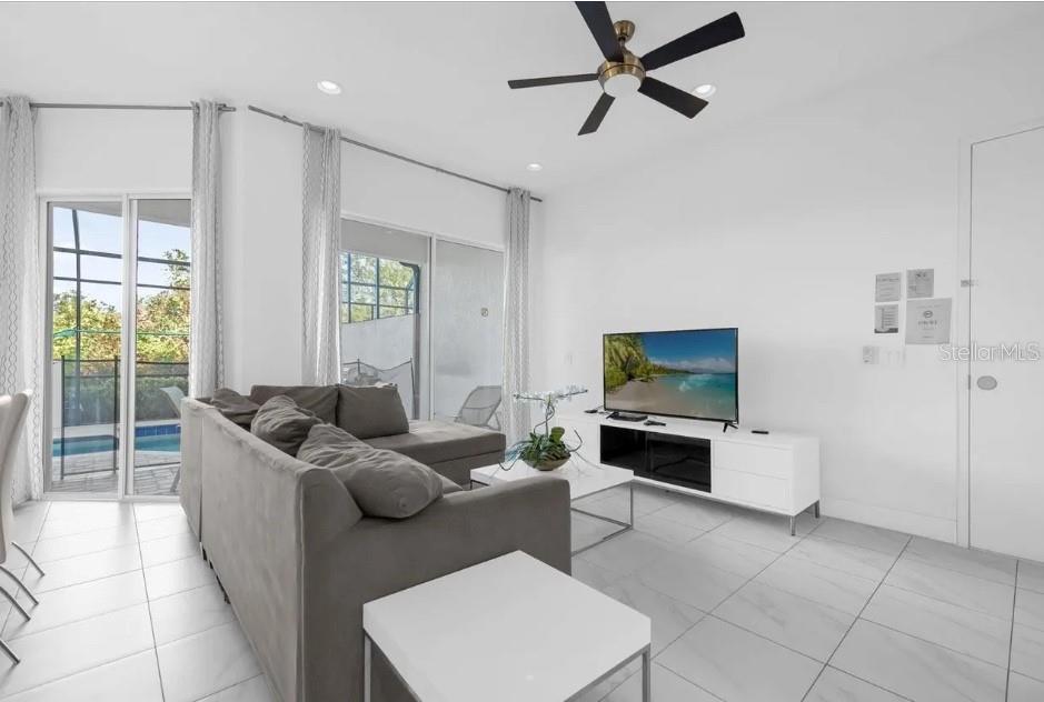 Image 3 of 42 For 450 Captiva Drive