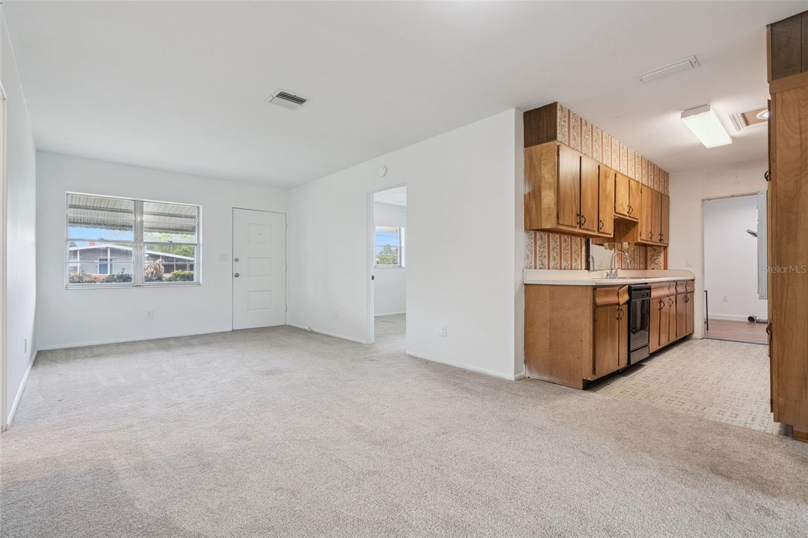 Image 11 of 45 For 2513 Highland Avenue