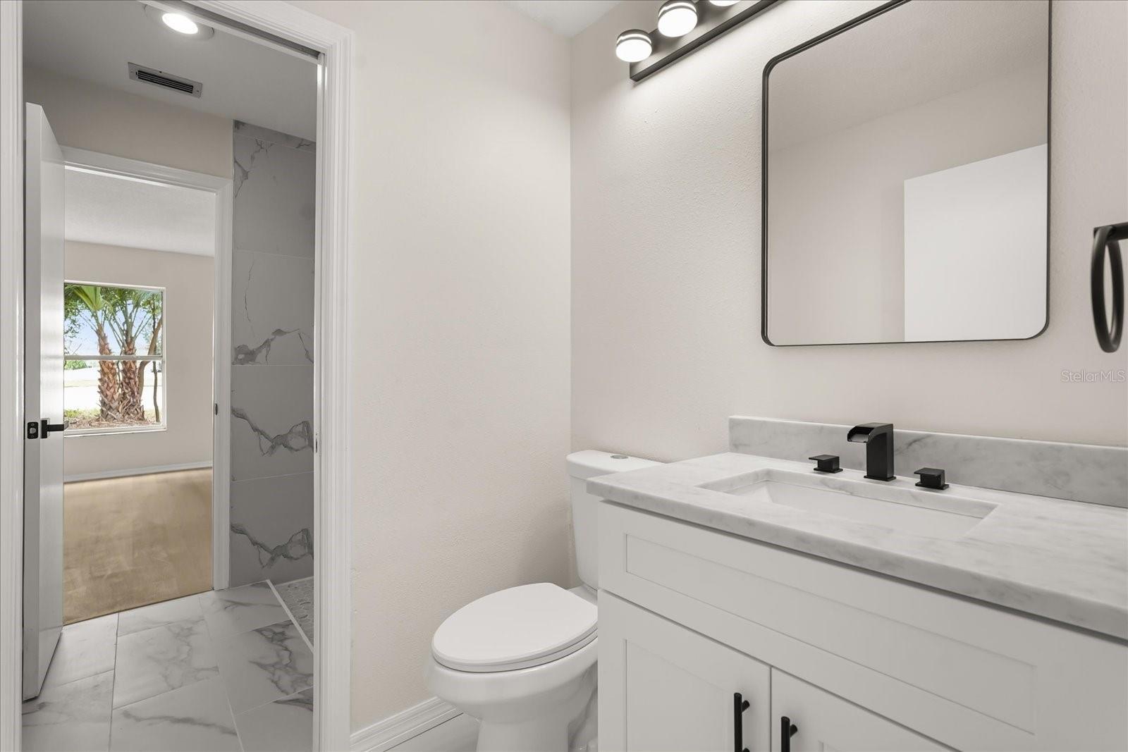 Listing photo id 10 for 14396 Island Cove Drive