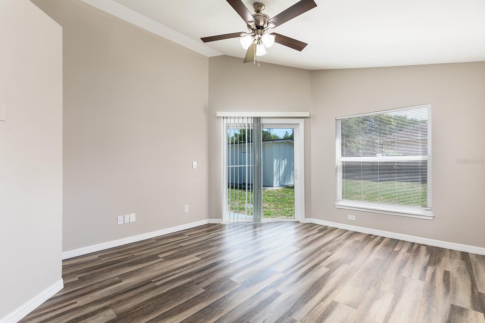 Image 15 of 31 For 1637 Lakewood Avenue