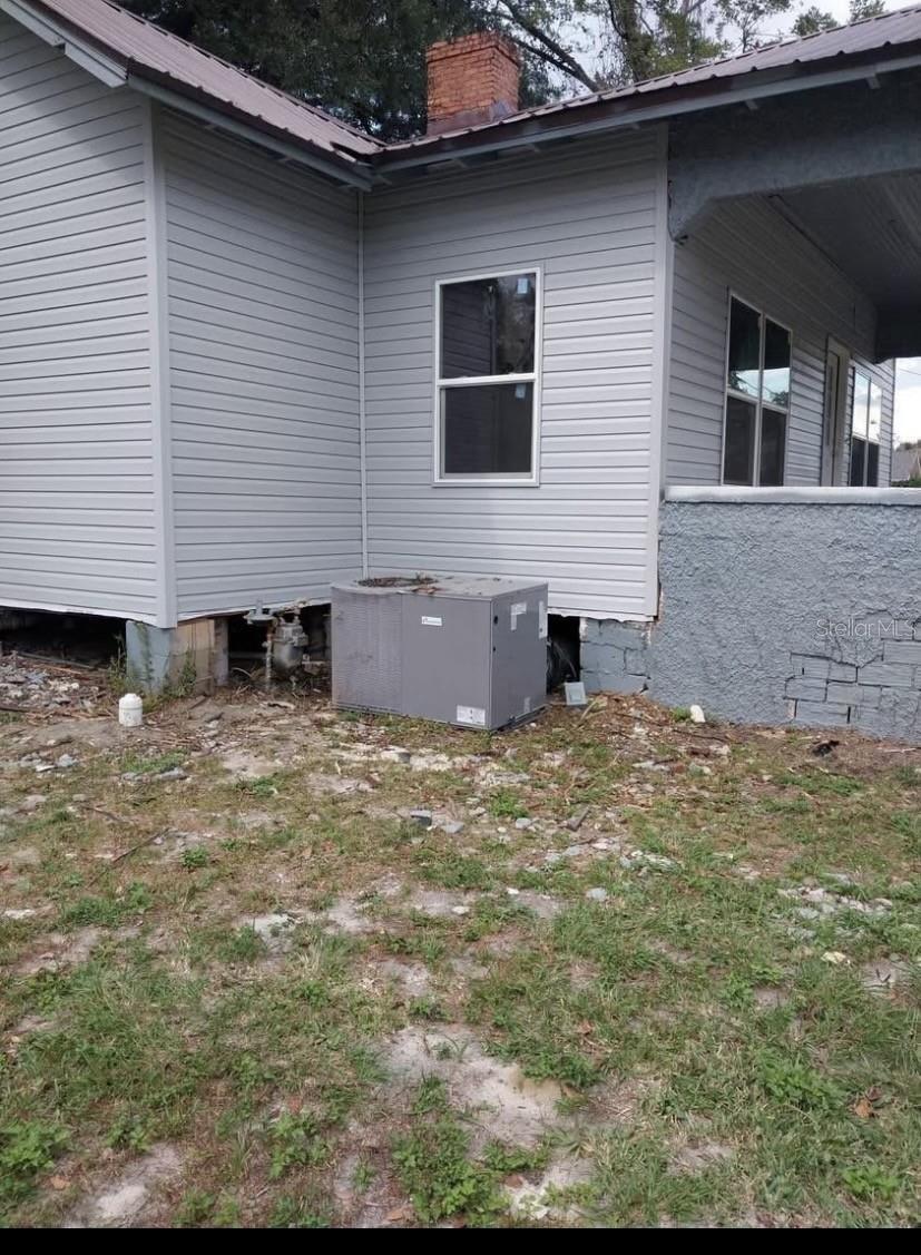 Image 2 of 10 For 2859 Orange Street