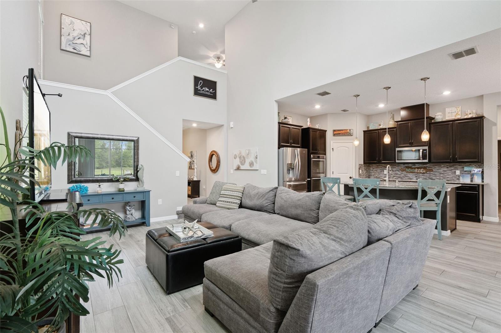 Image 13 of 74 For 9256 Grand Island Way