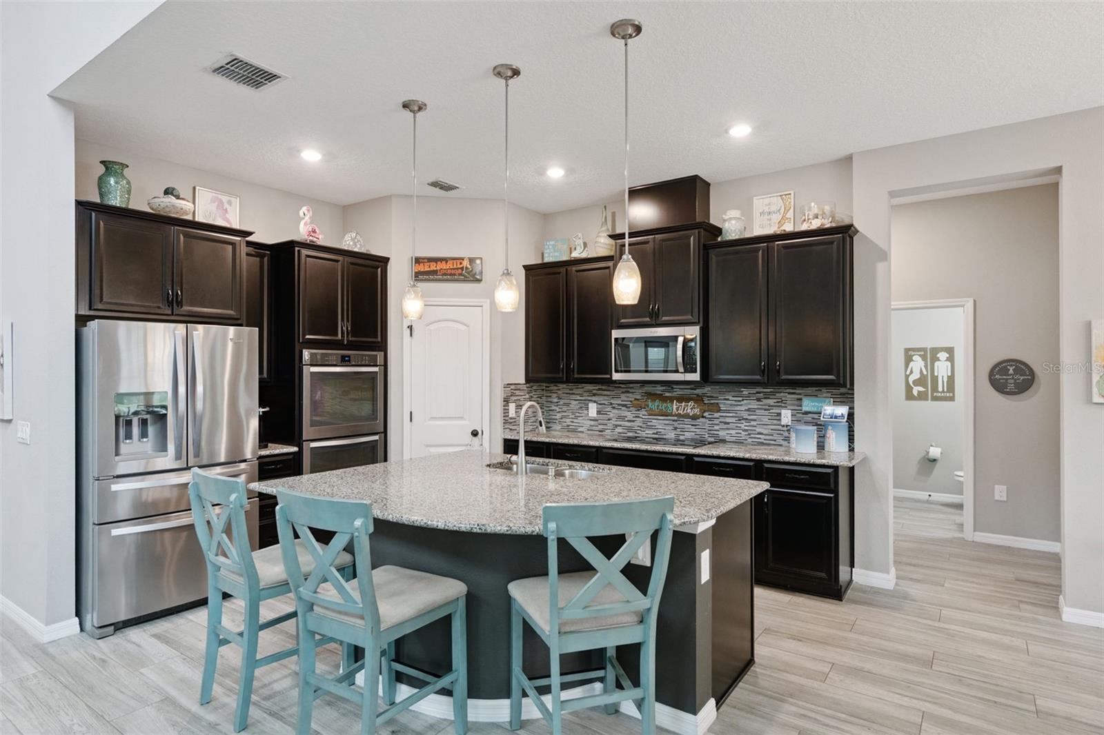 Image 18 of 74 For 9256 Grand Island Way