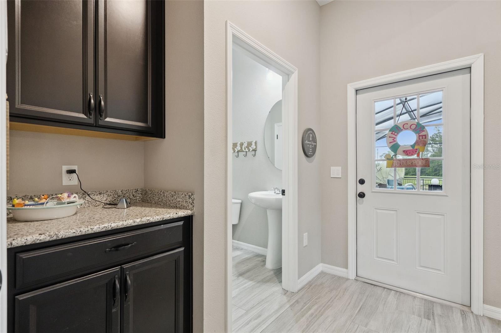 Image 36 of 74 For 9256 Grand Island Way