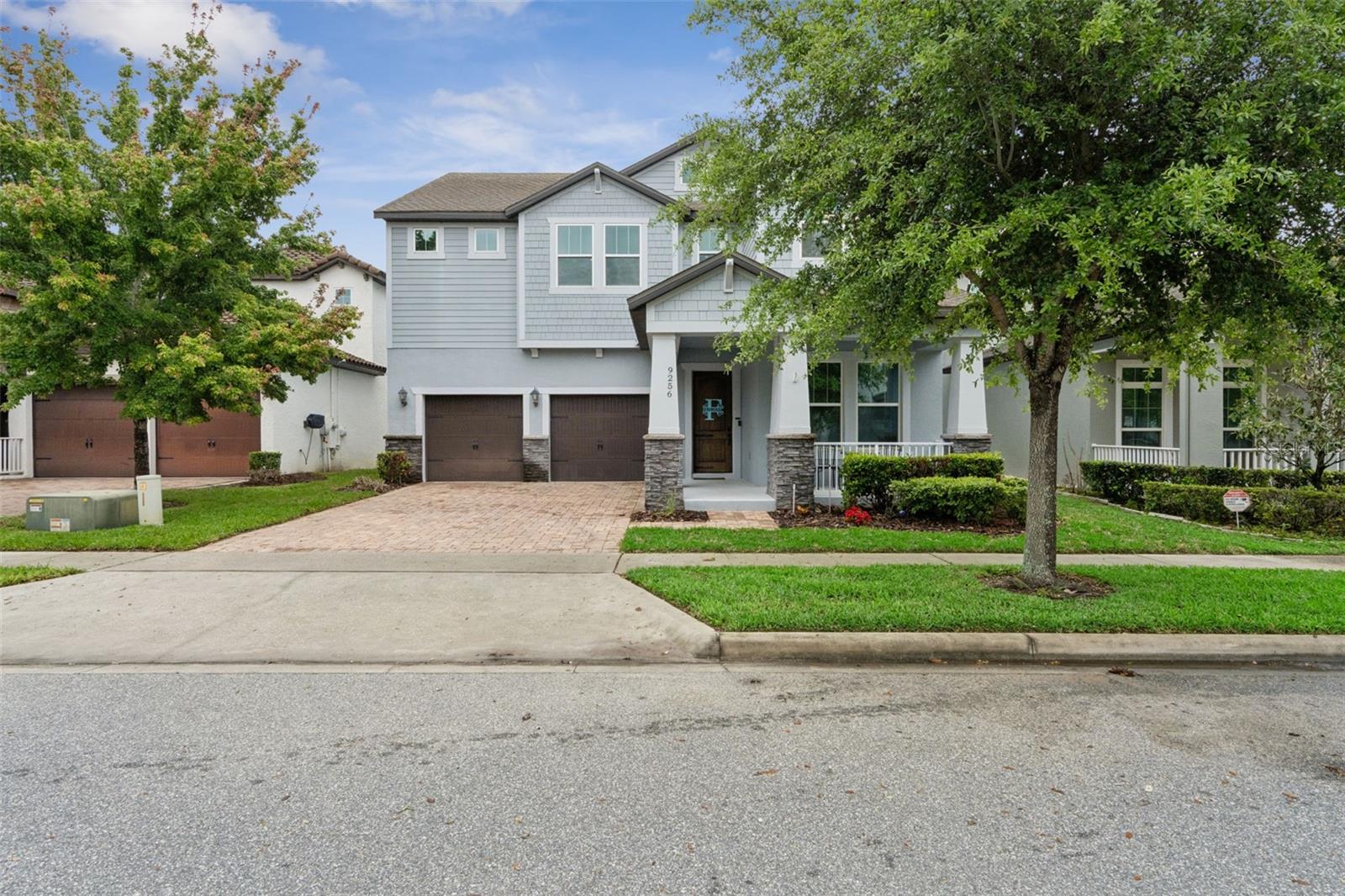 Image 4 of 74 For 9256 Grand Island Way