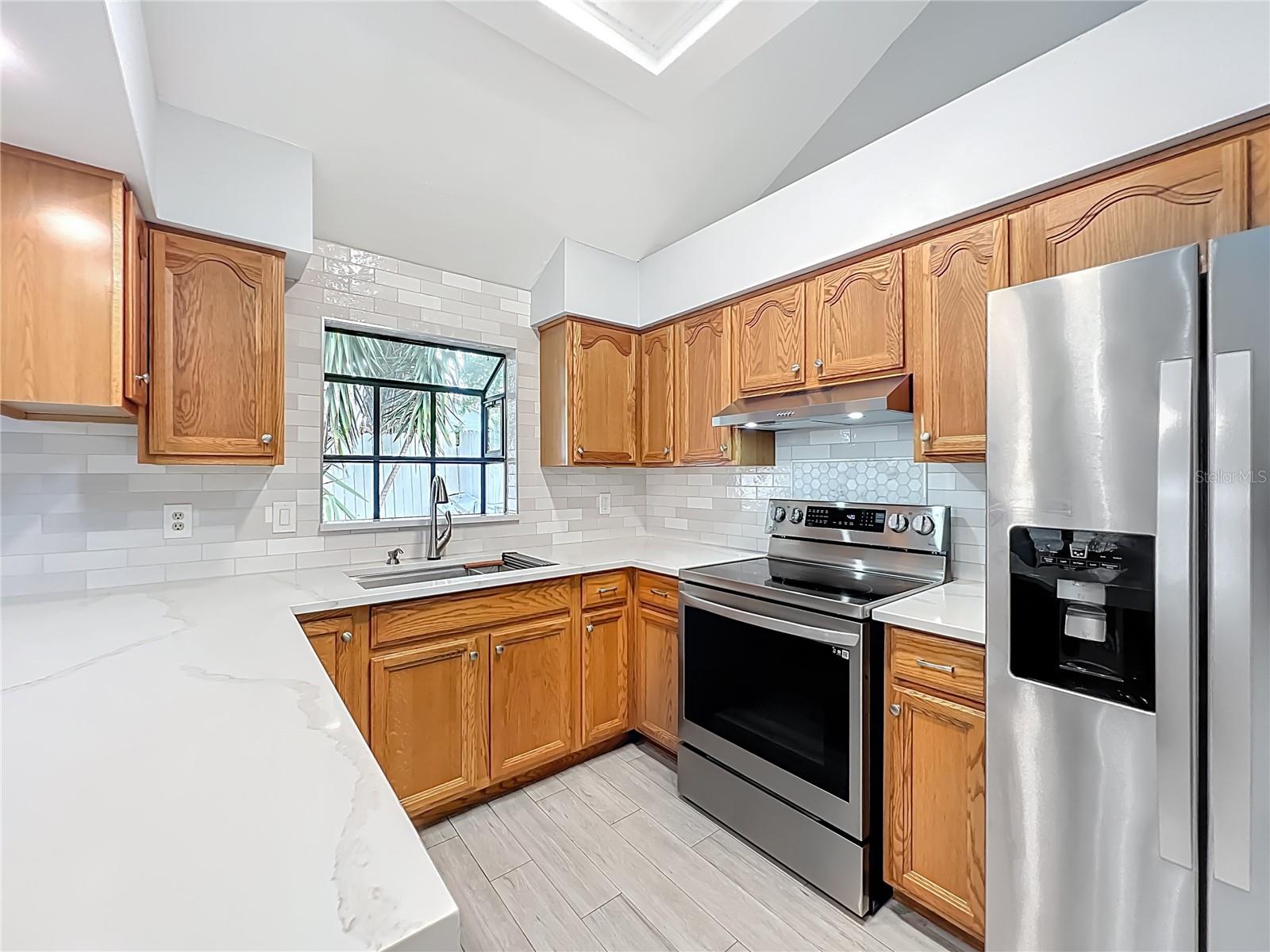 Image 13 of 30 For 2966 Golden View Lane