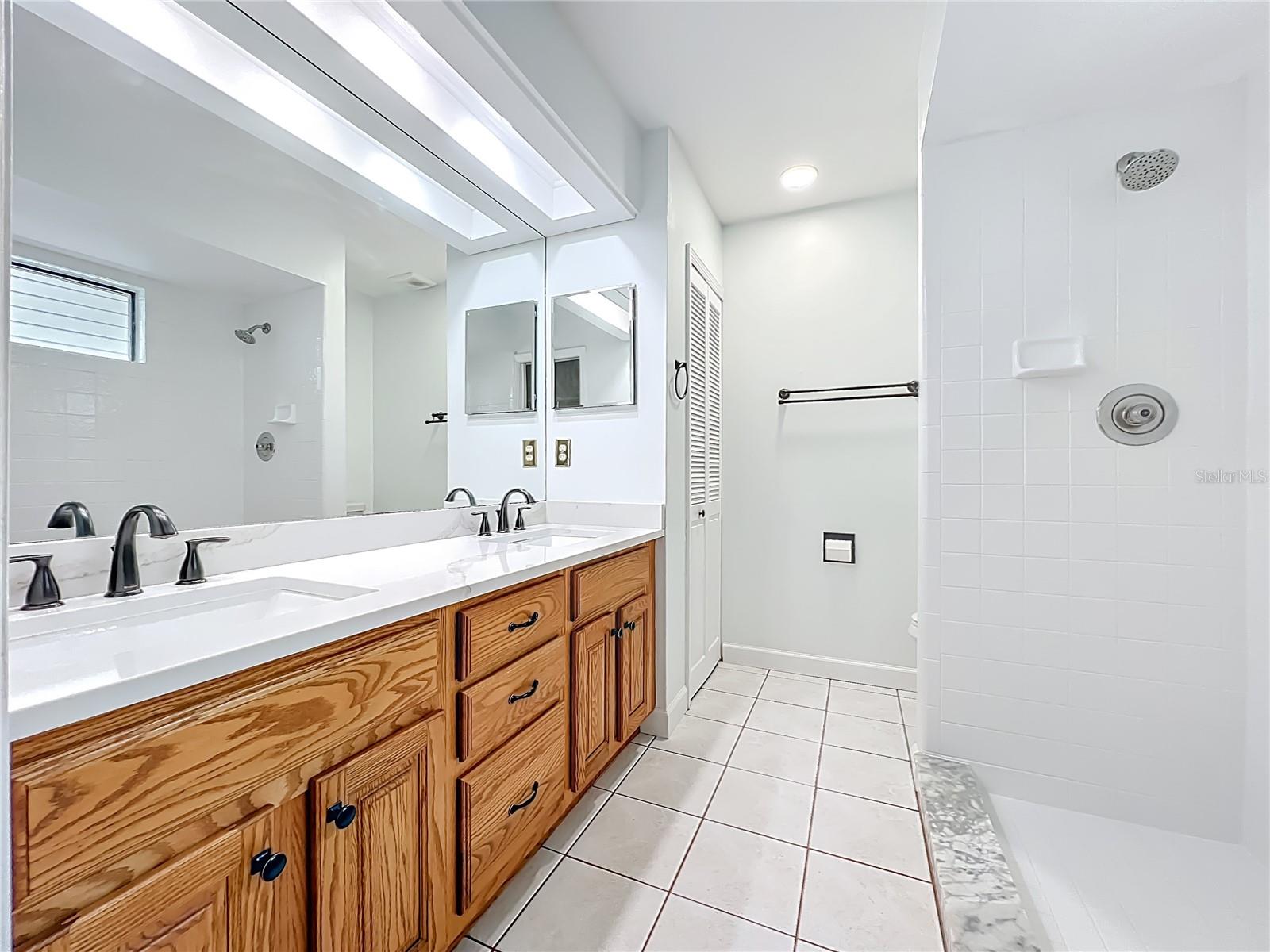 Image 21 of 30 For 2966 Golden View Lane