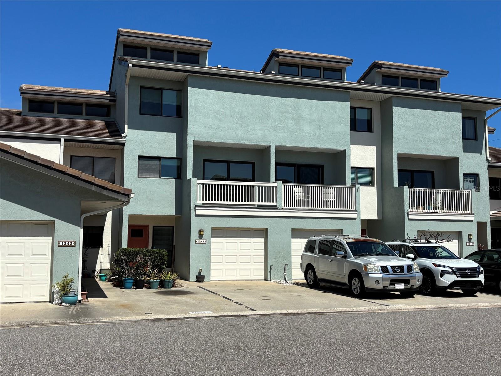 Image 21 of 25 For 1244 Beachside