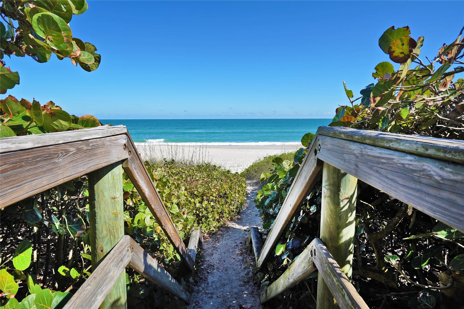 Image 24 of 25 For 1244 Beachside