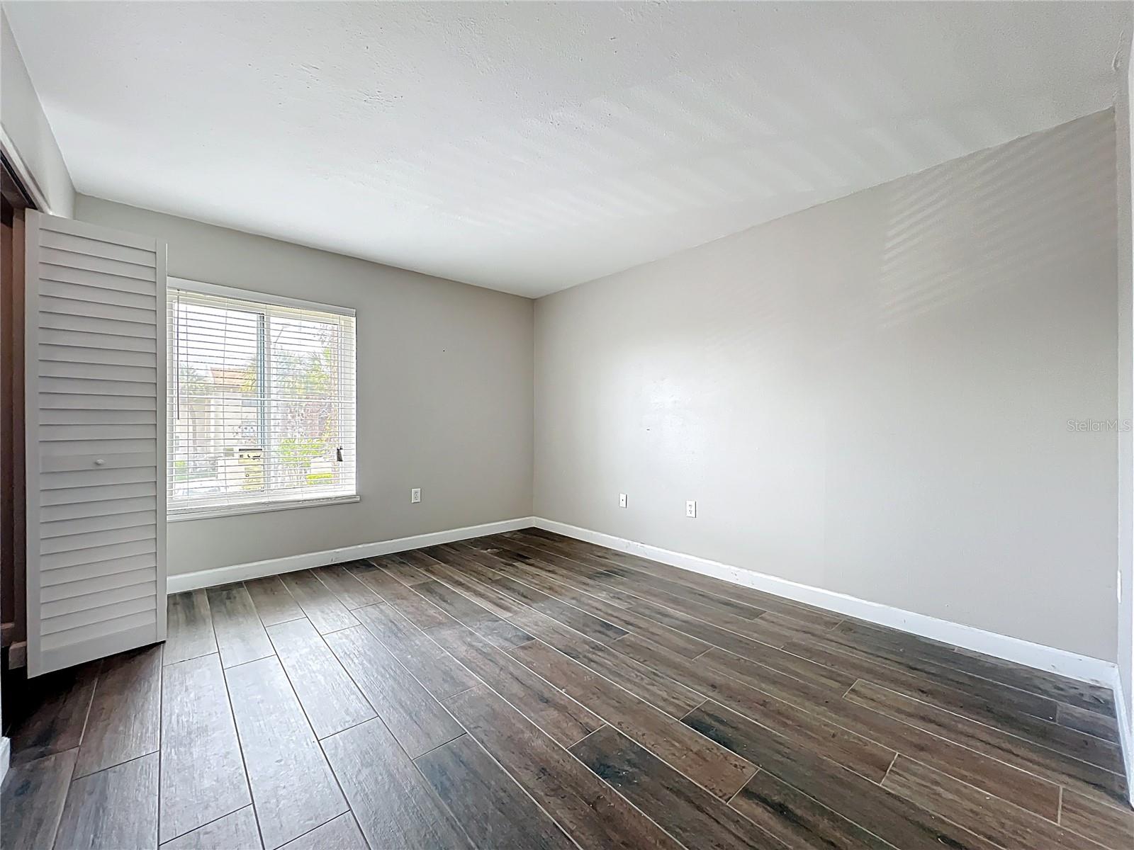 Image 18 of 40 For 590 Orange Drive 136