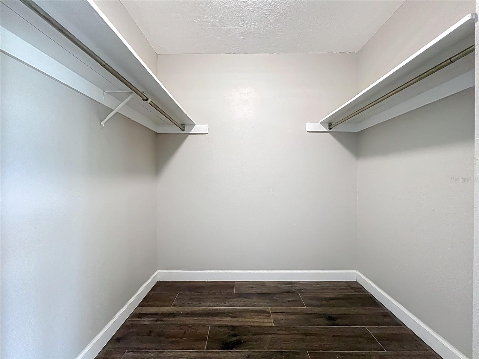 Image 19 of 40 For 590 Orange Drive 136