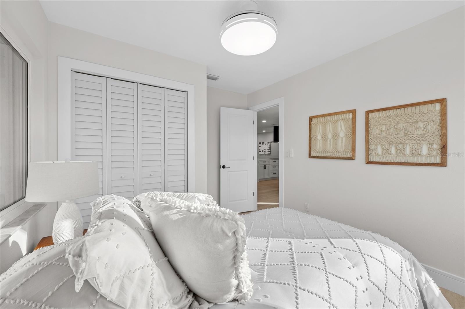 Image 13 of 31 For 105 12th Street Sw