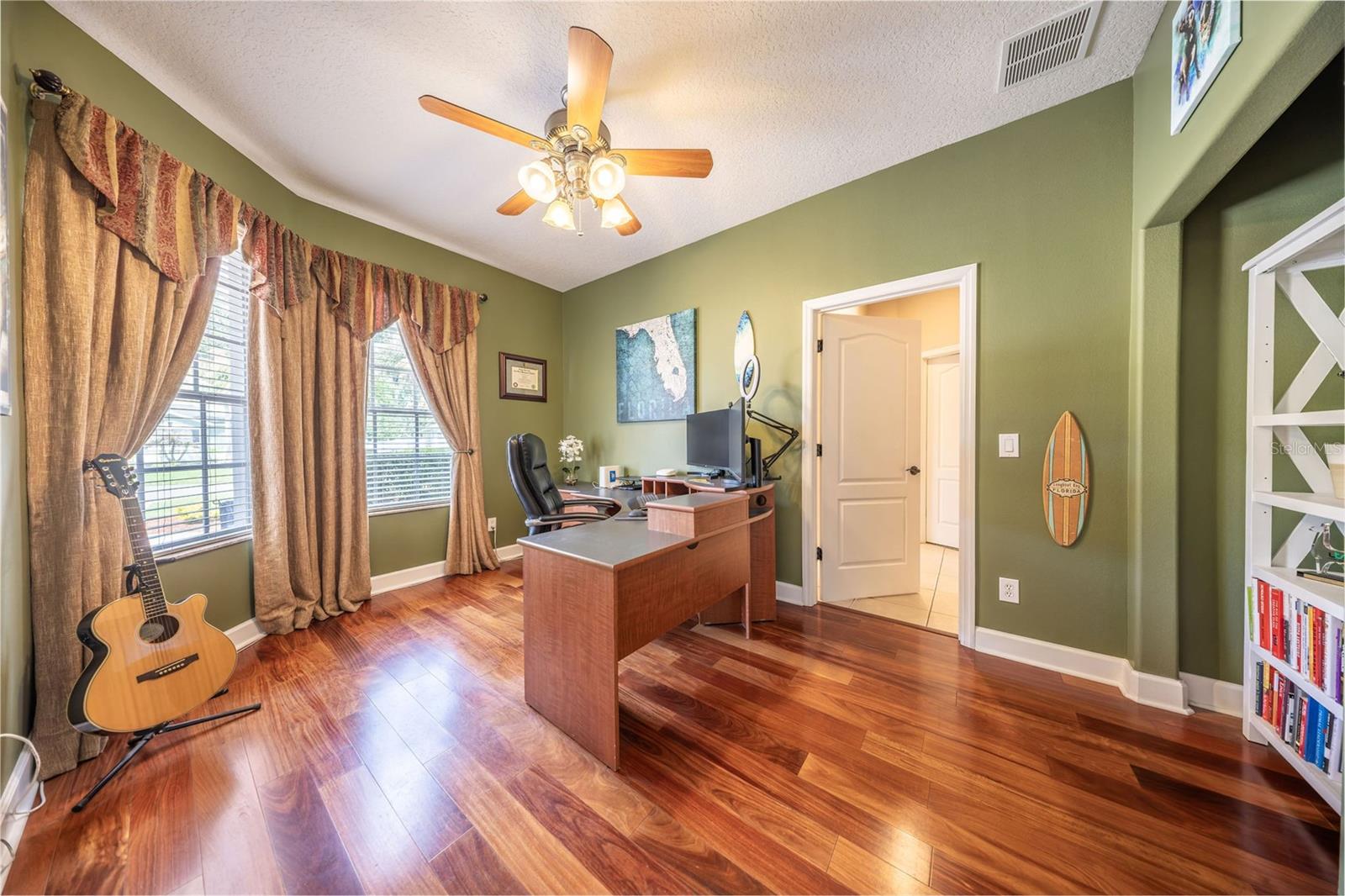 Image 15 of 75 For 5113 Hawks Hammock Way