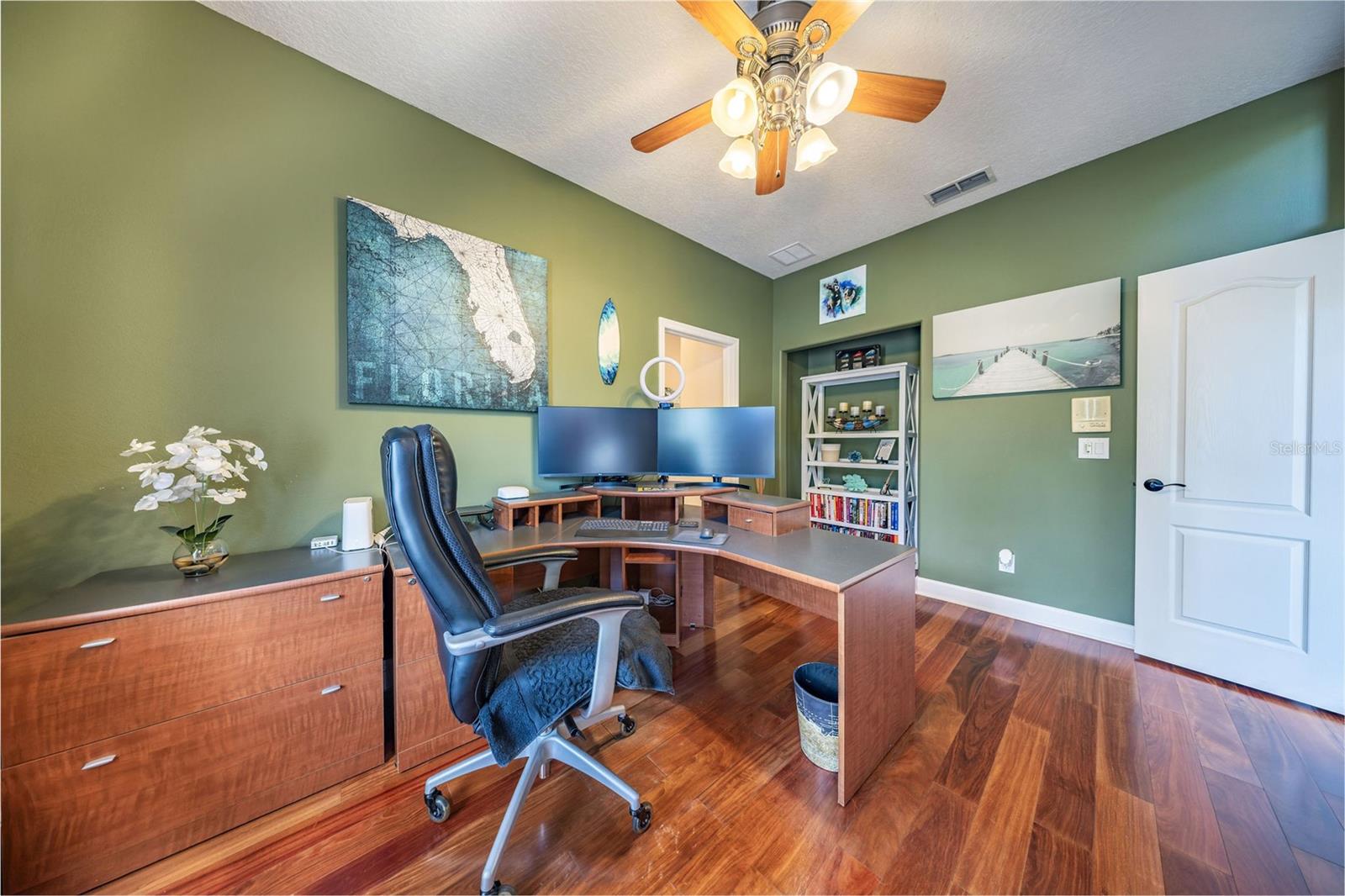 Image 16 of 75 For 5113 Hawks Hammock Way