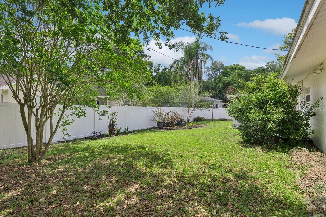 Image 20 of 24 For 3012 Leslie Drive