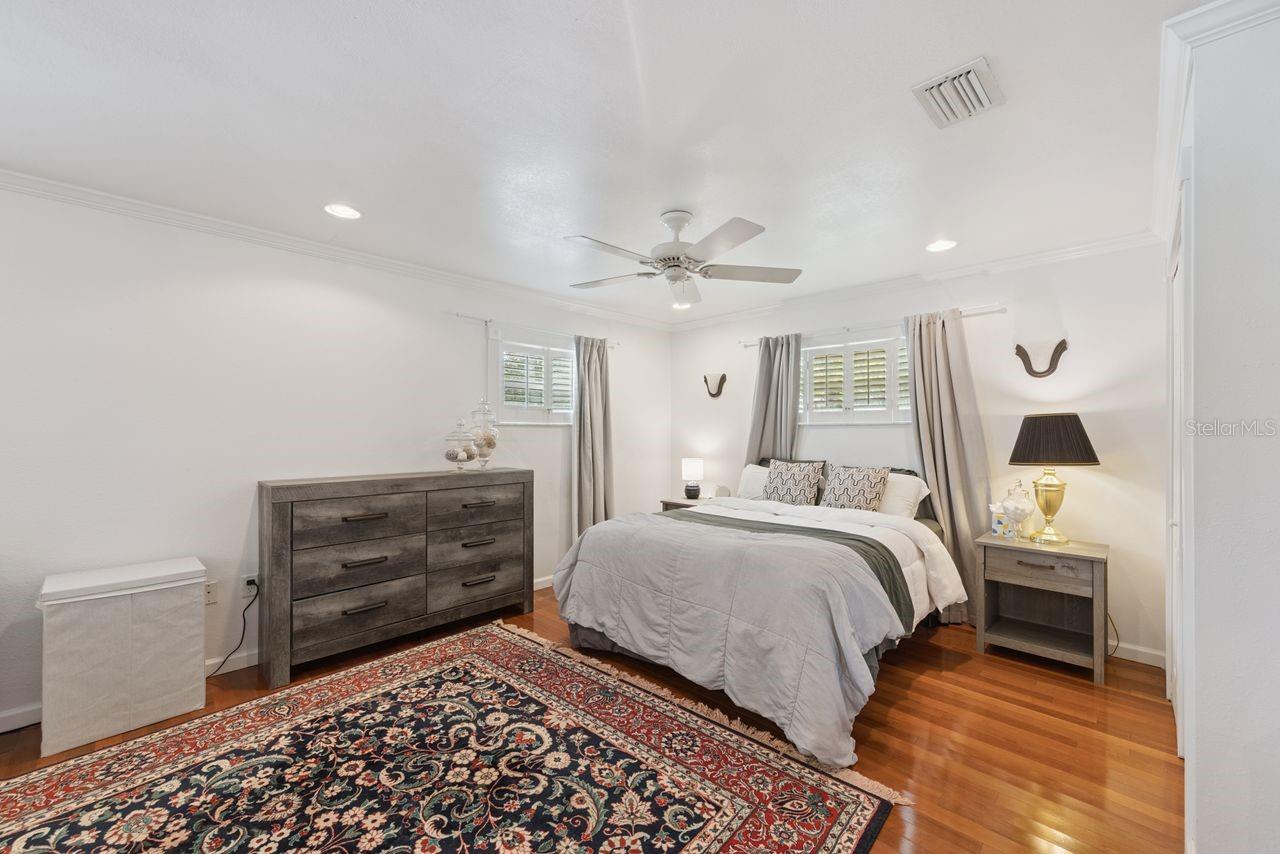 Image 9 of 24 For 3012 Leslie Drive