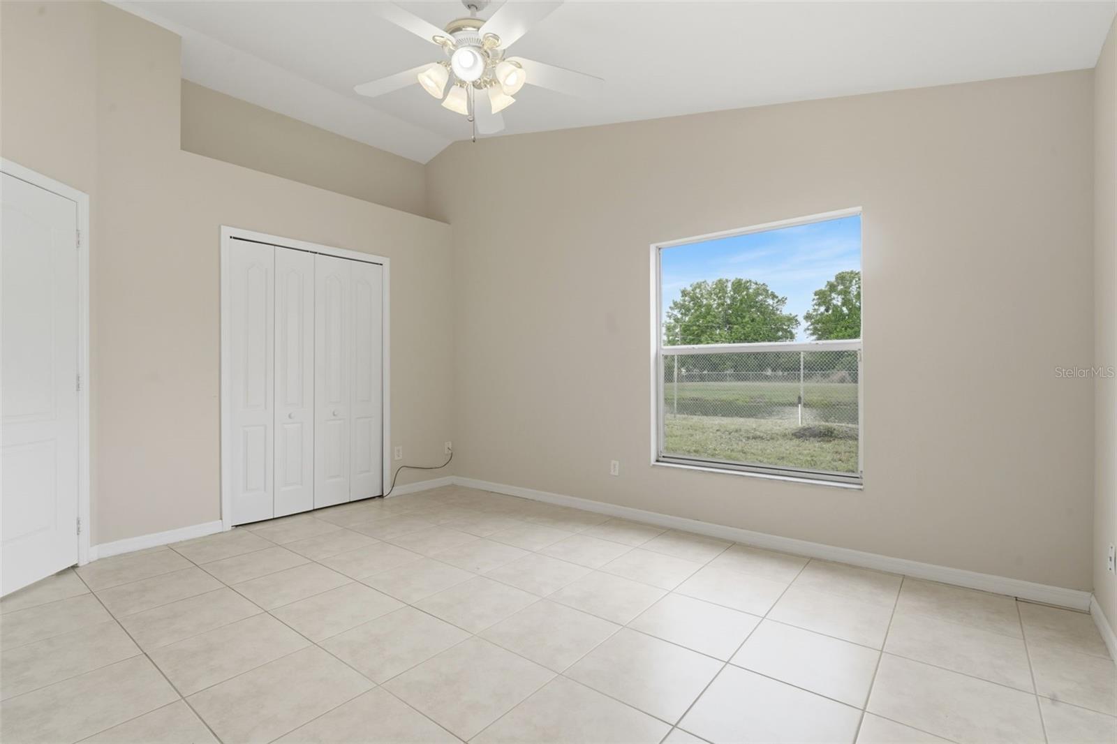 Image 23 of 34 For 38 Vanna Court