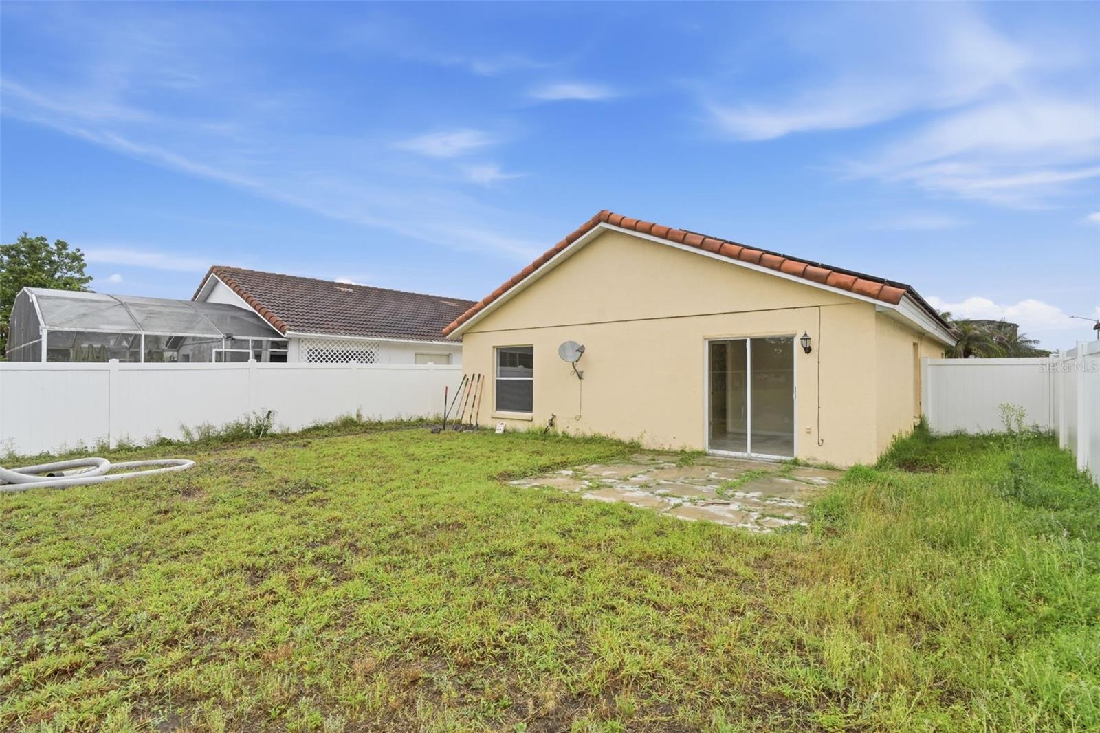 Image 27 of 34 For 38 Vanna Court