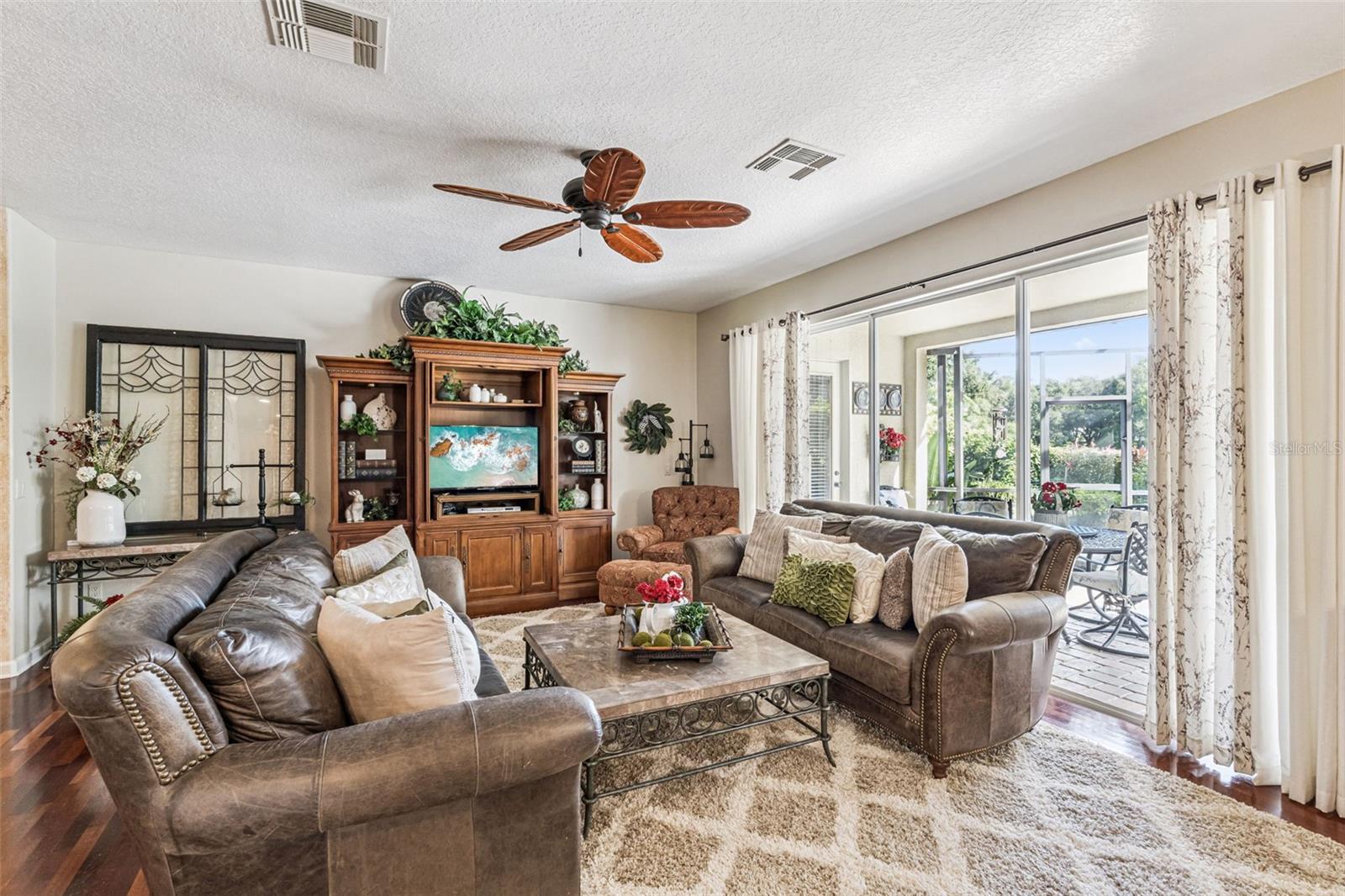 Image 13 of 53 For 3304 Beazer Drive