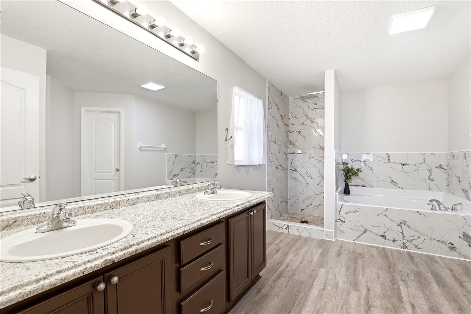 Image 21 of 40 For 36725 Oconee Avenue 36725