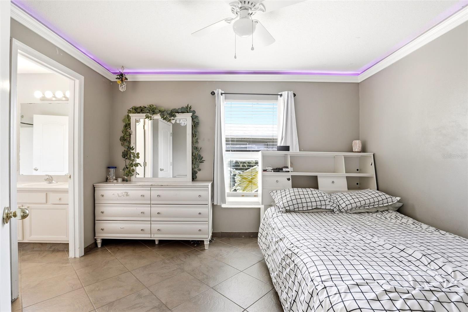 Image 26 of 40 For 36725 Oconee Avenue 36725