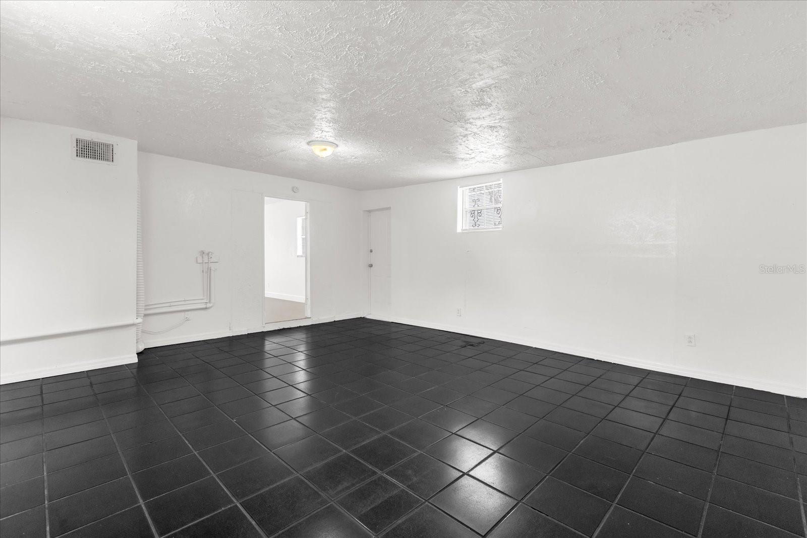 Image 22 of 25 For 7301 Cassino Avenue