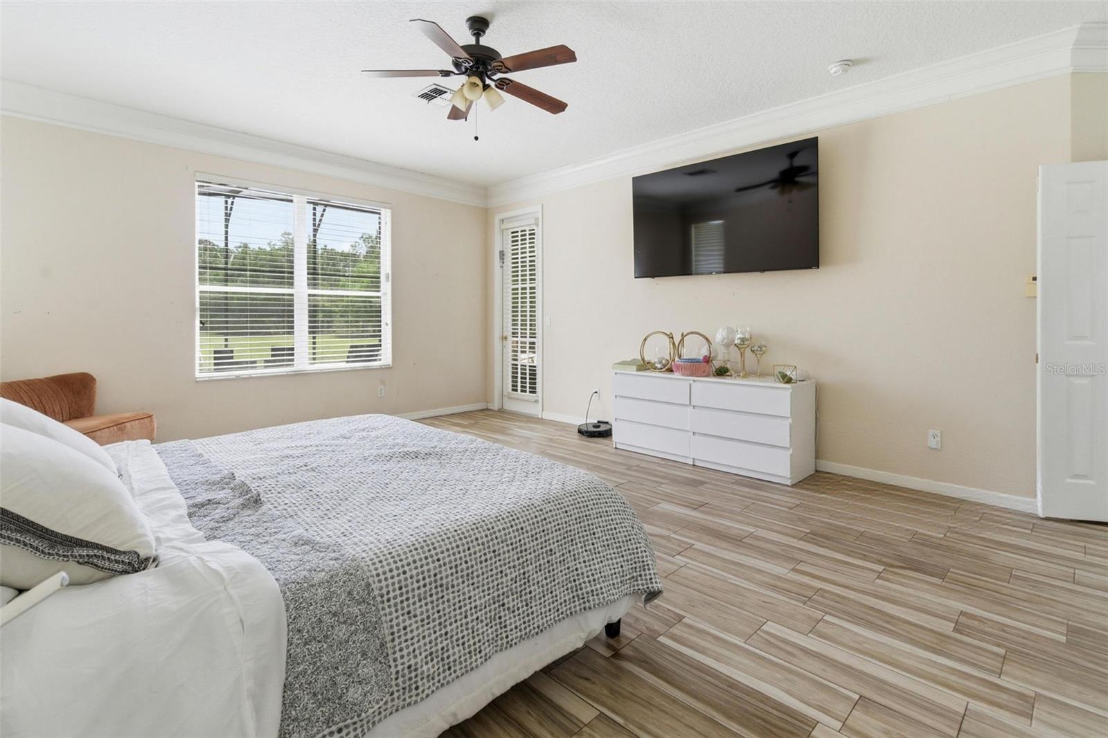 Image 13 of 51 For 4529 Caesar Avenue