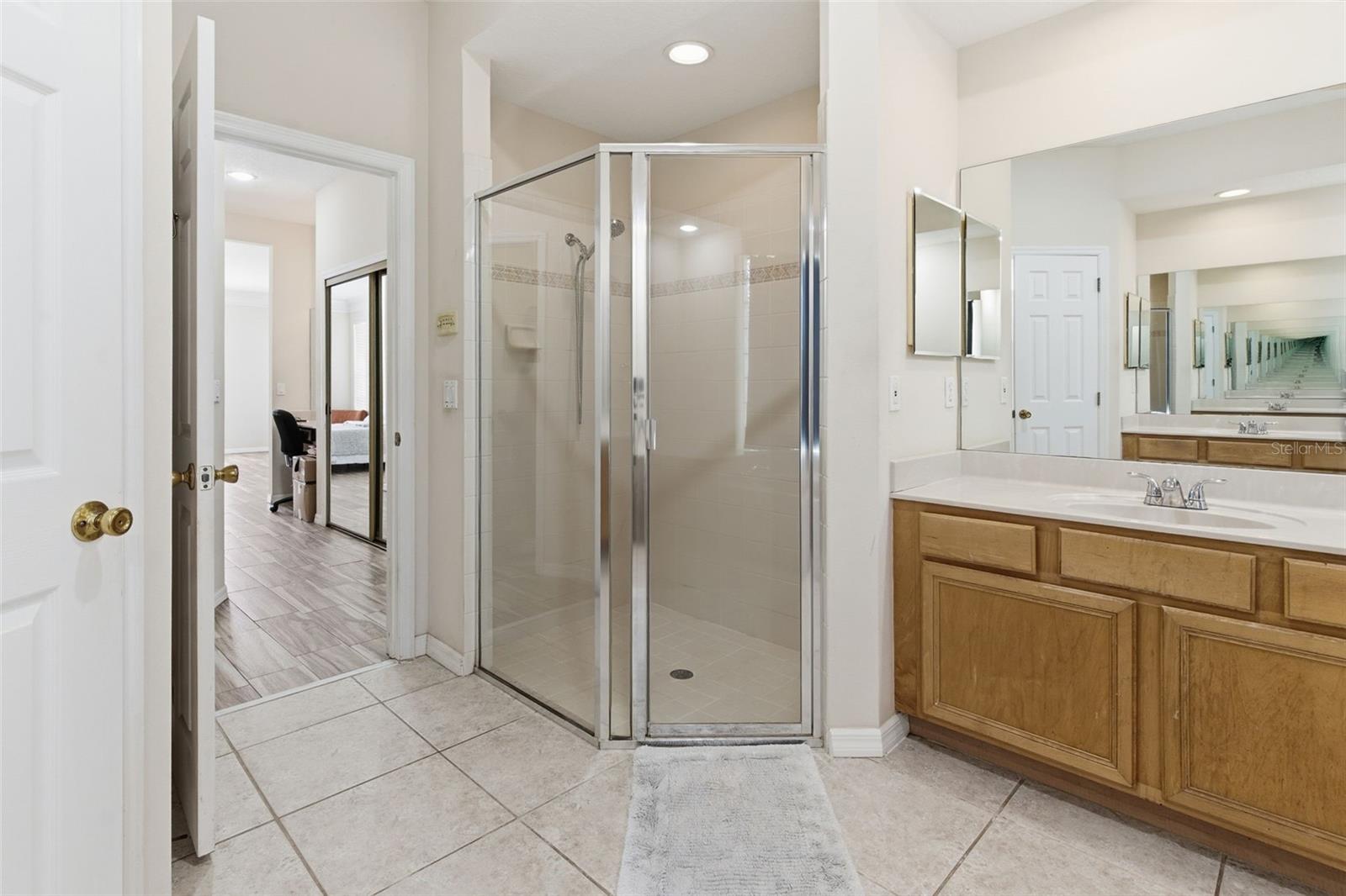 Image 16 of 51 For 4529 Caesar Avenue