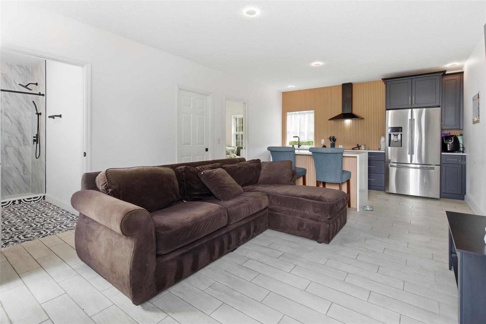 Image 30 of 51 For 4529 Caesar Avenue