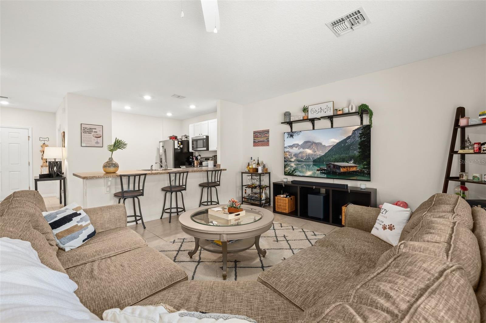 Image 5 of 46 For 9014 Wildflower Lane