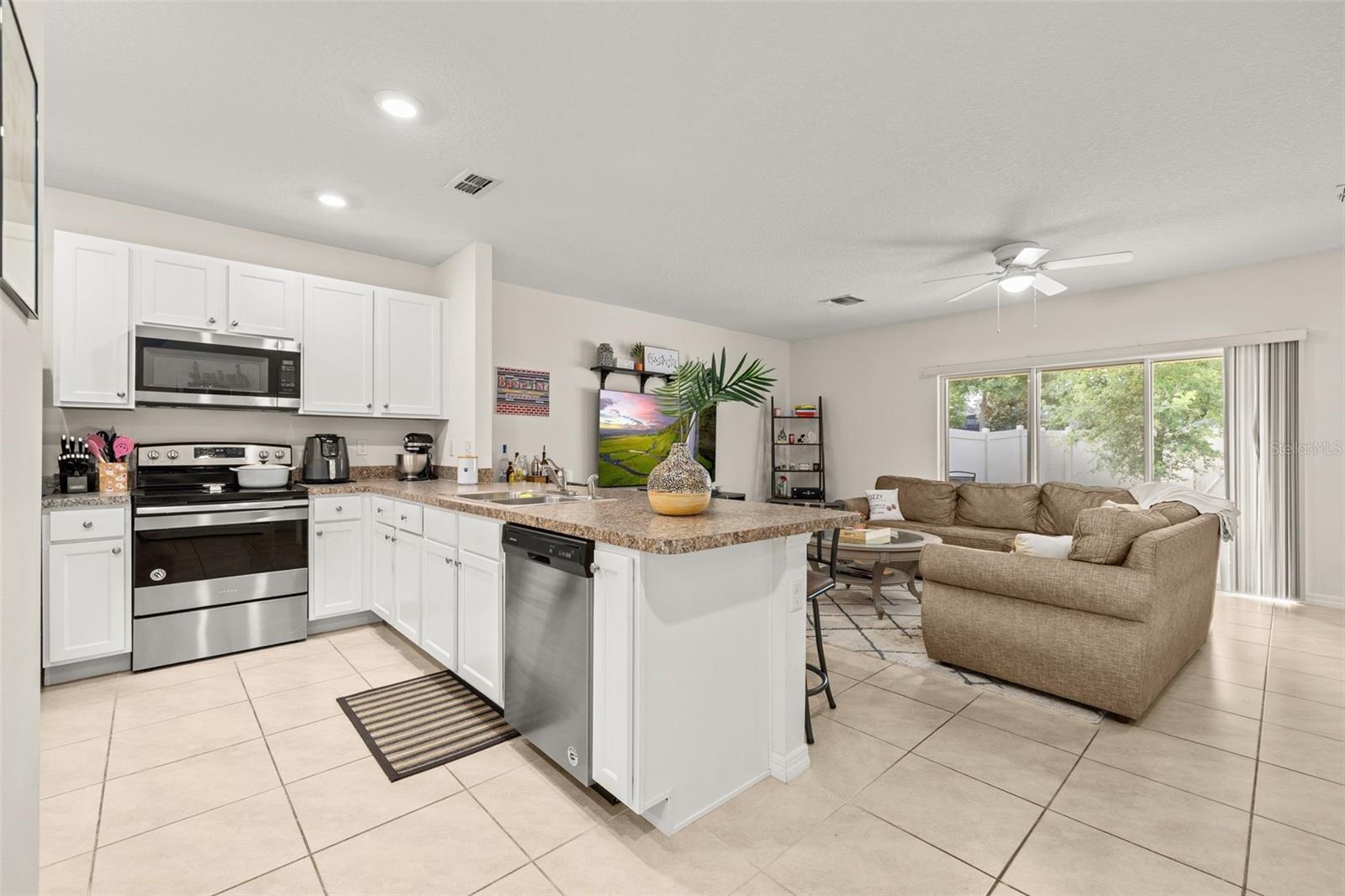 Image 9 of 46 For 9014 Wildflower Lane