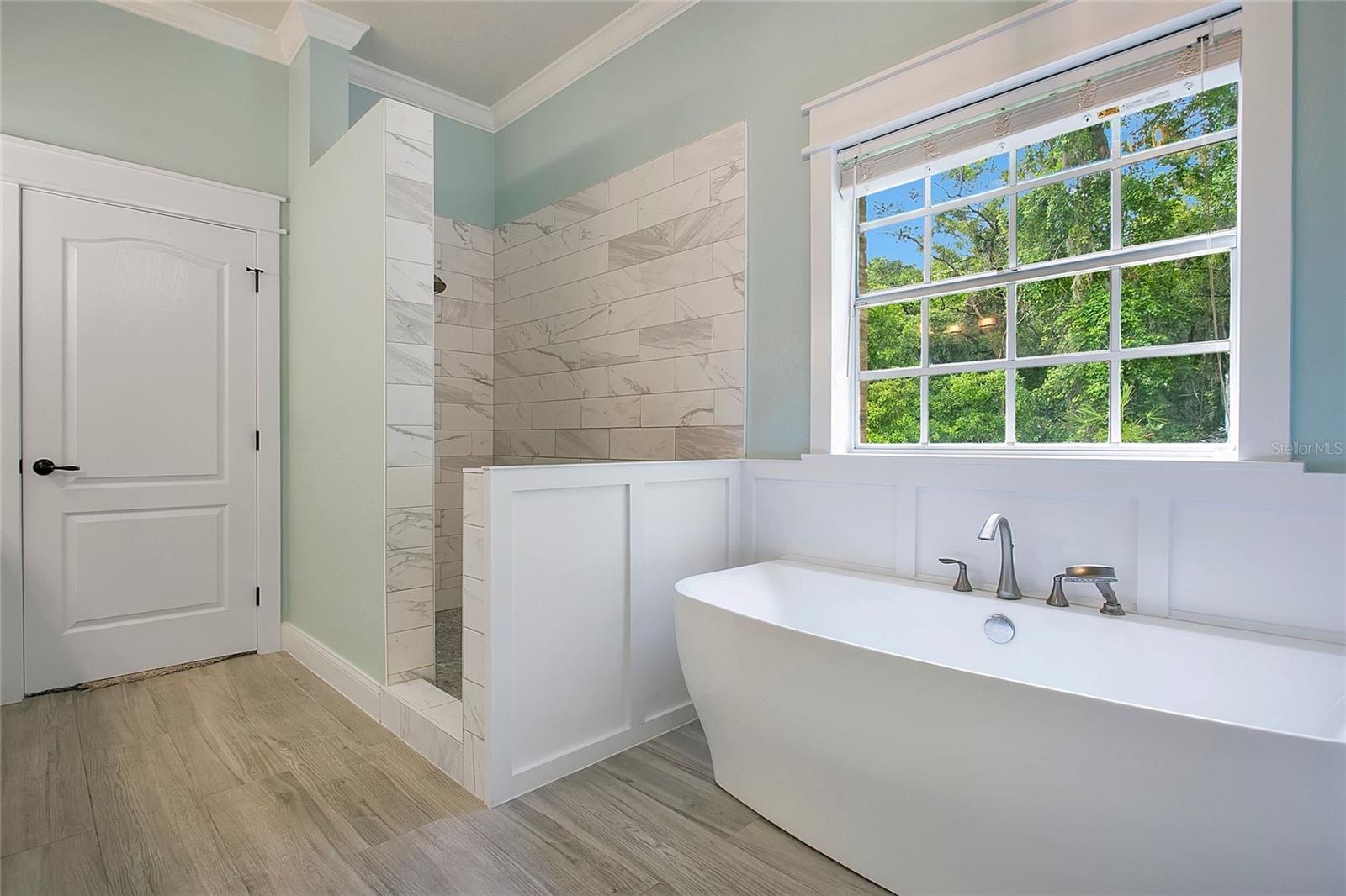 Image 15 of 38 For 4015 Iron Bridge Road