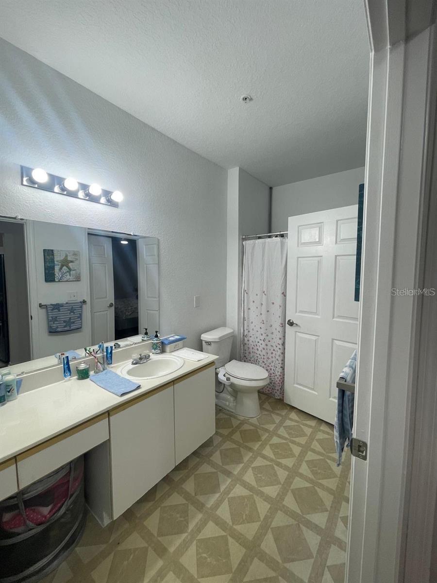 Image 12 of 18 For 2558 Robert Trent Jones Drive 1412