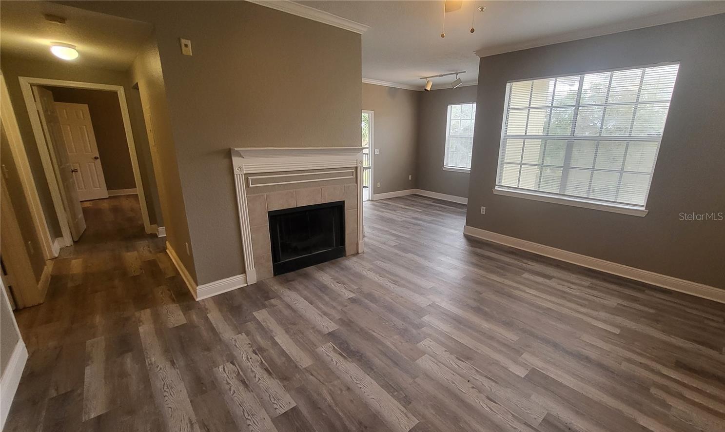 Image 6 of 18 For 2558 Robert Trent Jones Drive 1412