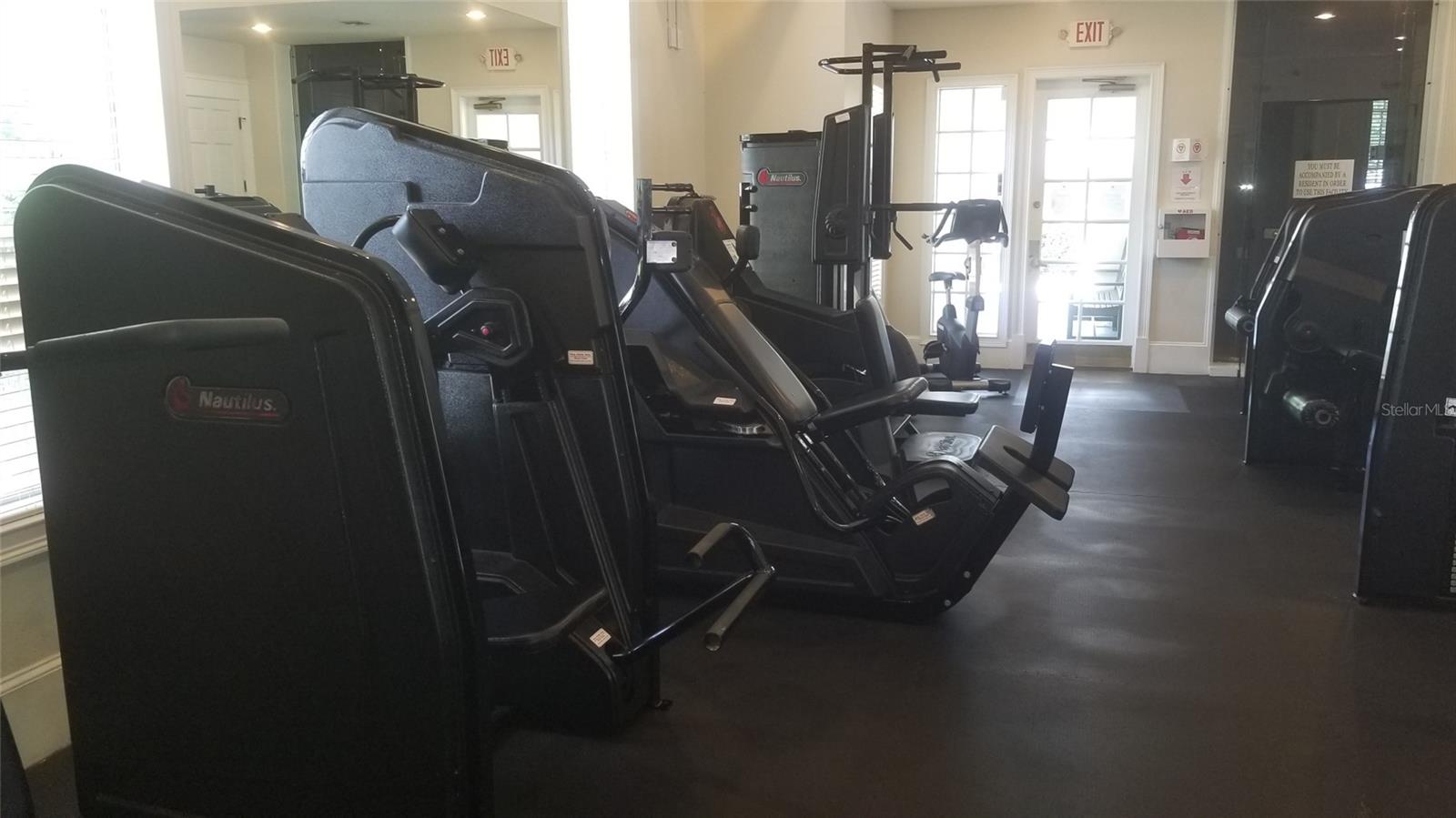 Image 18 of 52 For 13028 Plantation Park Circle 12110