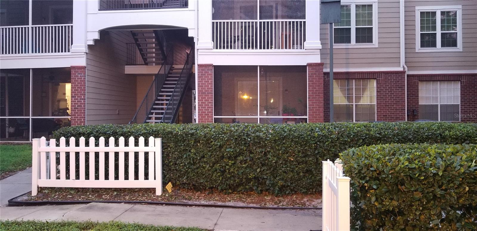 Image 21 of 52 For 13028 Plantation Park Circle 12110